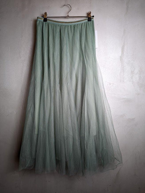 tulle skirt